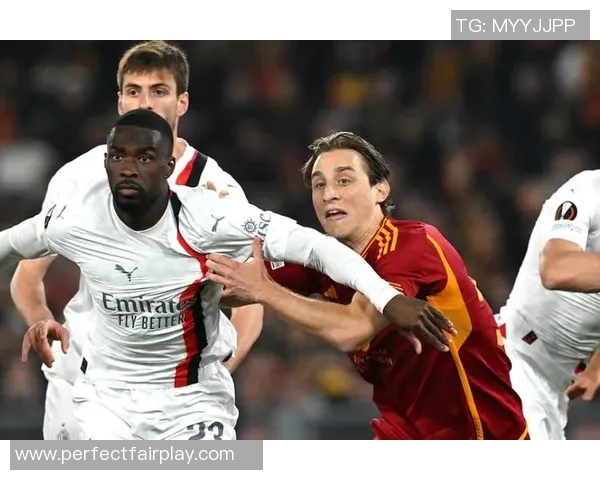 欧联杯精彩对决AC米兰凭神扑战胜尤文图斯3-0全场沸腾