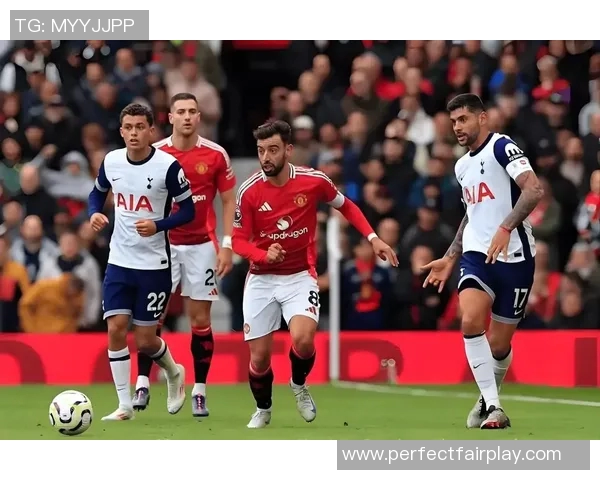 欧联杯激战莱比锡与曼联平局点球大战引发争议与全场沸腾